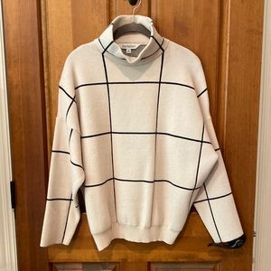 Funnel neck Sweater with Windowpane Design